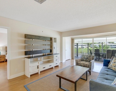 2730 Sw 13th Street - Photo Thumbnail 2