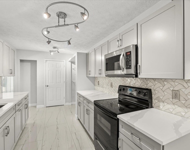 2010 Sw Burlington Street - Photo Thumbnail 6