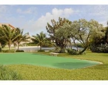 1630 N Ocean Boulevard - Photo Thumbnail 18