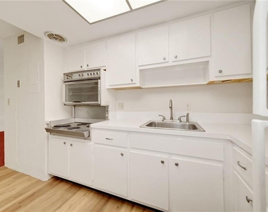 1700 Se 15th Street - Photo Thumbnail 4