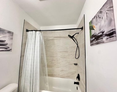 3139 Millwood Terrace - Photo Thumbnail 36
