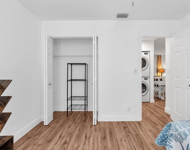 3139 Millwood Terrace - Photo Thumbnail 25