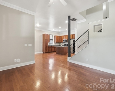3435 Spencer Street - Photo Thumbnail 10
