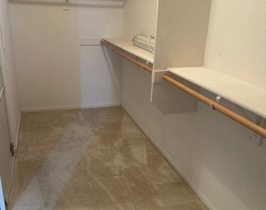 32536 Cottonwood Road - Photo Thumbnail 4
