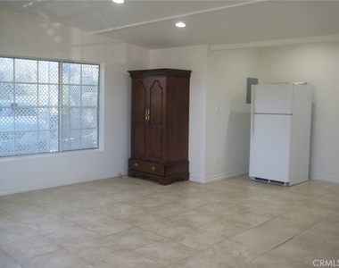 22358 Dolorosa - Photo Thumbnail 9