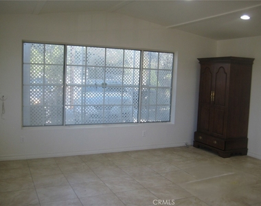 22358 Dolorosa - Photo Thumbnail 19