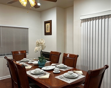 300 Lampman Way - Photo Thumbnail 6