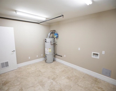 18245 Burbank - Photo Thumbnail 18