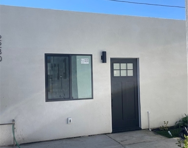 2230 73 Street - Photo Thumbnail 7