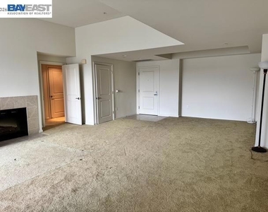 46 W Julian St - Photo Thumbnail 1