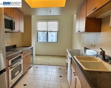 46 W Julian St - Photo Thumbnail 6