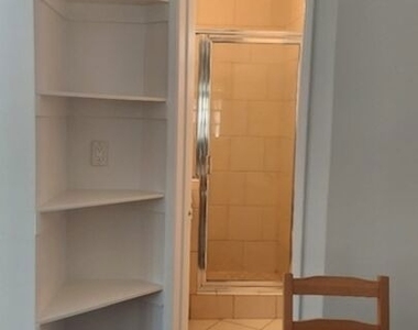 1053 S Stanley Avenue - Photo Thumbnail 11