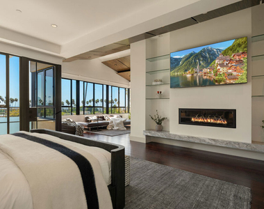 7801 Hillside Avenue - Photo Thumbnail 35