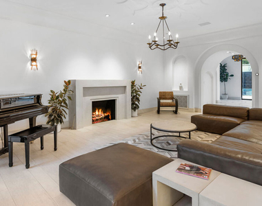 7801 Hillside Avenue - Photo Thumbnail 21