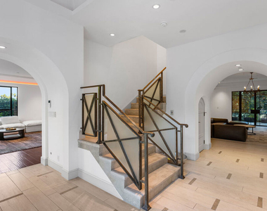 7801 Hillside Avenue - Photo Thumbnail 24