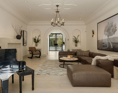 7801 Hillside Avenue - Photo Thumbnail 17
