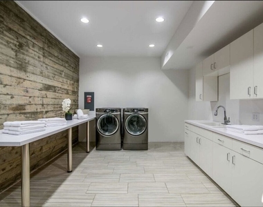 7801 Hillside Avenue - Photo Thumbnail 52