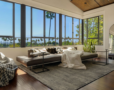 7801 Hillside Avenue - Photo Thumbnail 32