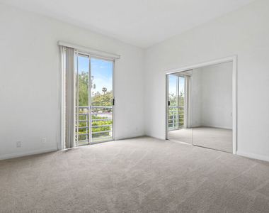 1325 Arizona Avenue - Photo Thumbnail 50