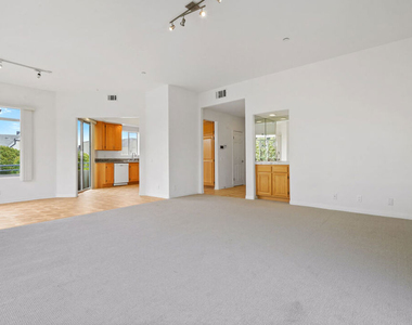 1325 Arizona Avenue - Photo Thumbnail 27