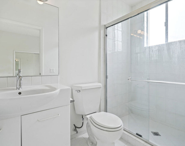 1325 Arizona Avenue - Photo Thumbnail 52