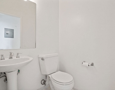 1325 Arizona Avenue - Photo Thumbnail 34