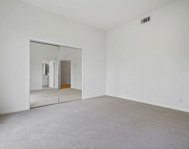 1325 Arizona Avenue - Photo Thumbnail 51