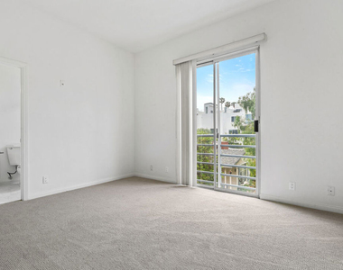 1325 Arizona Avenue - Photo Thumbnail 53