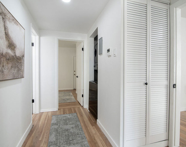 344 S Rexford Drive - Photo Thumbnail 18