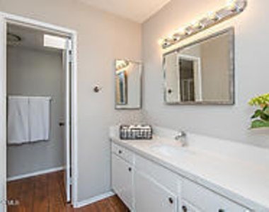3709 Summershore Lane - Photo Thumbnail 10