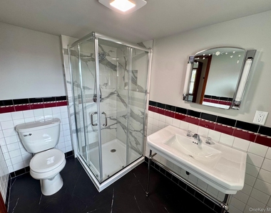 34 Union Avenue - Photo Thumbnail 8