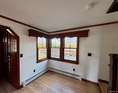 34 Union Avenue - Photo Thumbnail 5