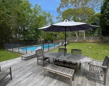 35 Maple Street - Photo Thumbnail 17