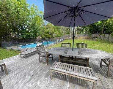 35 Maple Street - Photo Thumbnail 16