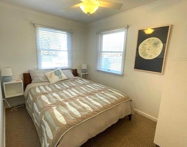 35 Maple Street - Photo Thumbnail 11