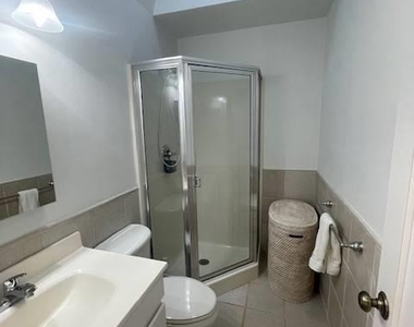 35 Maple Street - Photo Thumbnail 10
