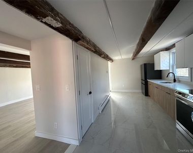 1445 Burlingham Road - Photo Thumbnail 6