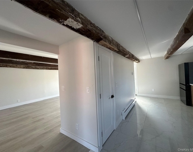 1445 Burlingham Road - Photo Thumbnail 15