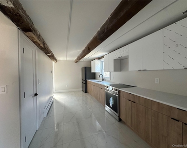 1445 Burlingham Road - Photo Thumbnail 3