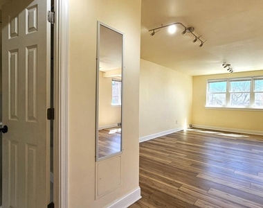 2806 Ryerson Place - Photo Thumbnail 16