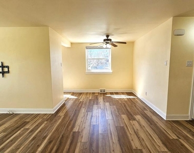 2806 Ryerson Place - Photo Thumbnail 4