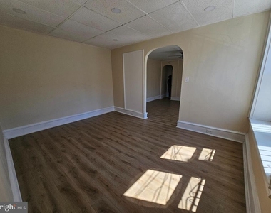 718 S 52nd Street S - Photo Thumbnail 6