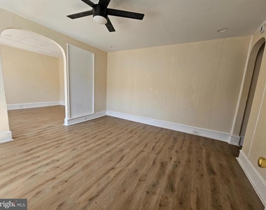 718 S 52nd Street S - Photo Thumbnail 5