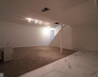 8602 Chapel View Road - Photo Thumbnail 22
