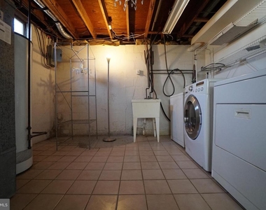 8602 Chapel View Road - Photo Thumbnail 17