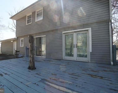 8602 Chapel View Road - Photo Thumbnail 29