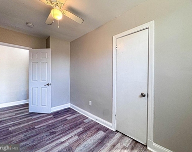 4630 Hillside Road Se - Photo Thumbnail 12