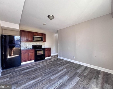 4630 Hillside Road Se - Photo Thumbnail 4