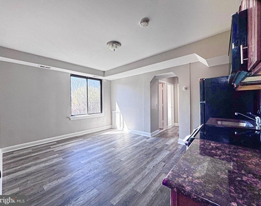 4630 Hillside Road Se - Photo Thumbnail 6