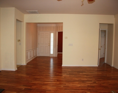 115 Tortoise Lane - Photo Thumbnail 3